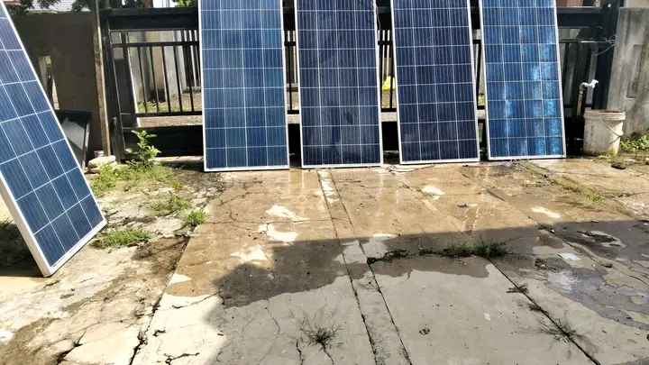 Panel Surya Terbuat Dari Apa